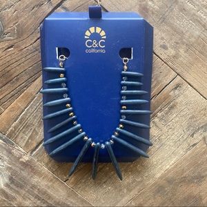 C&C California edgy beaded navy & gold necklace